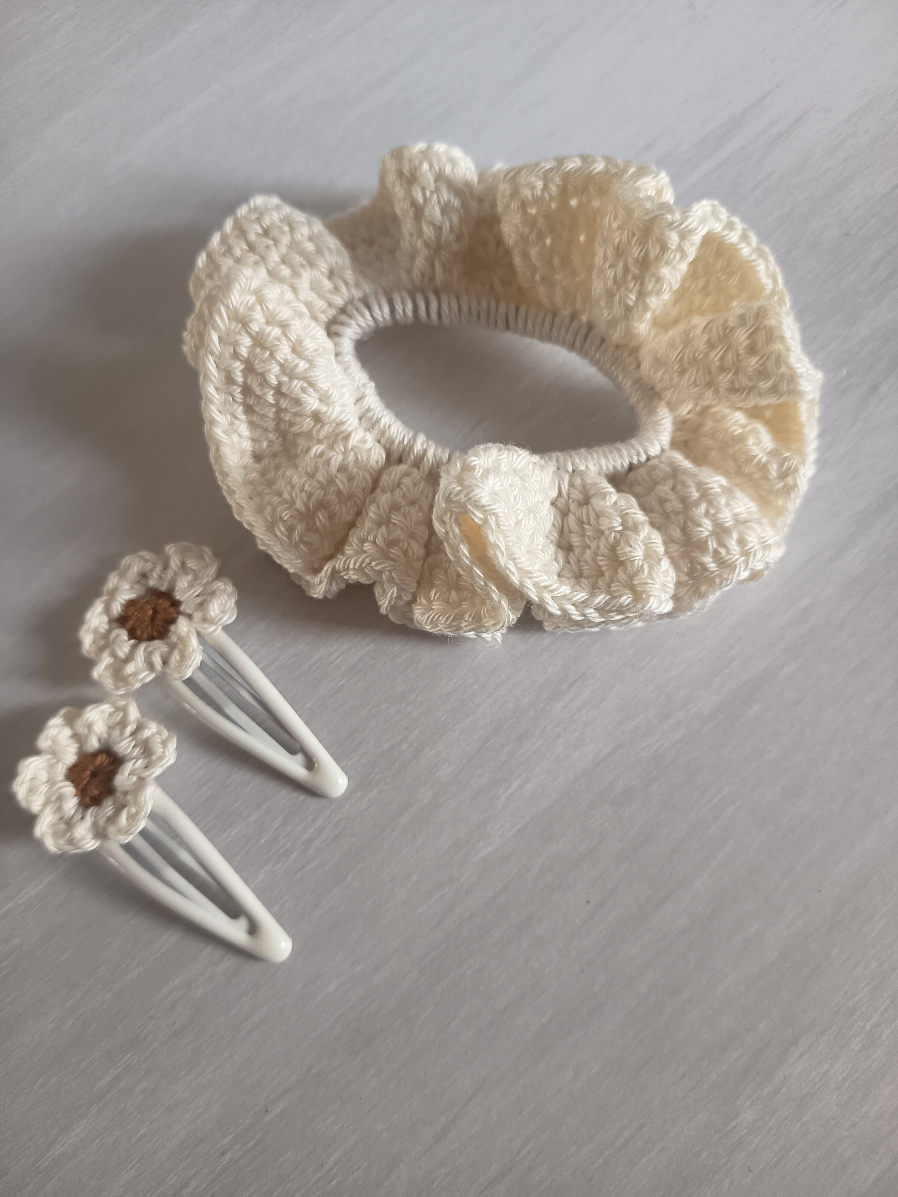 CHOUCHOU + BARRETTE