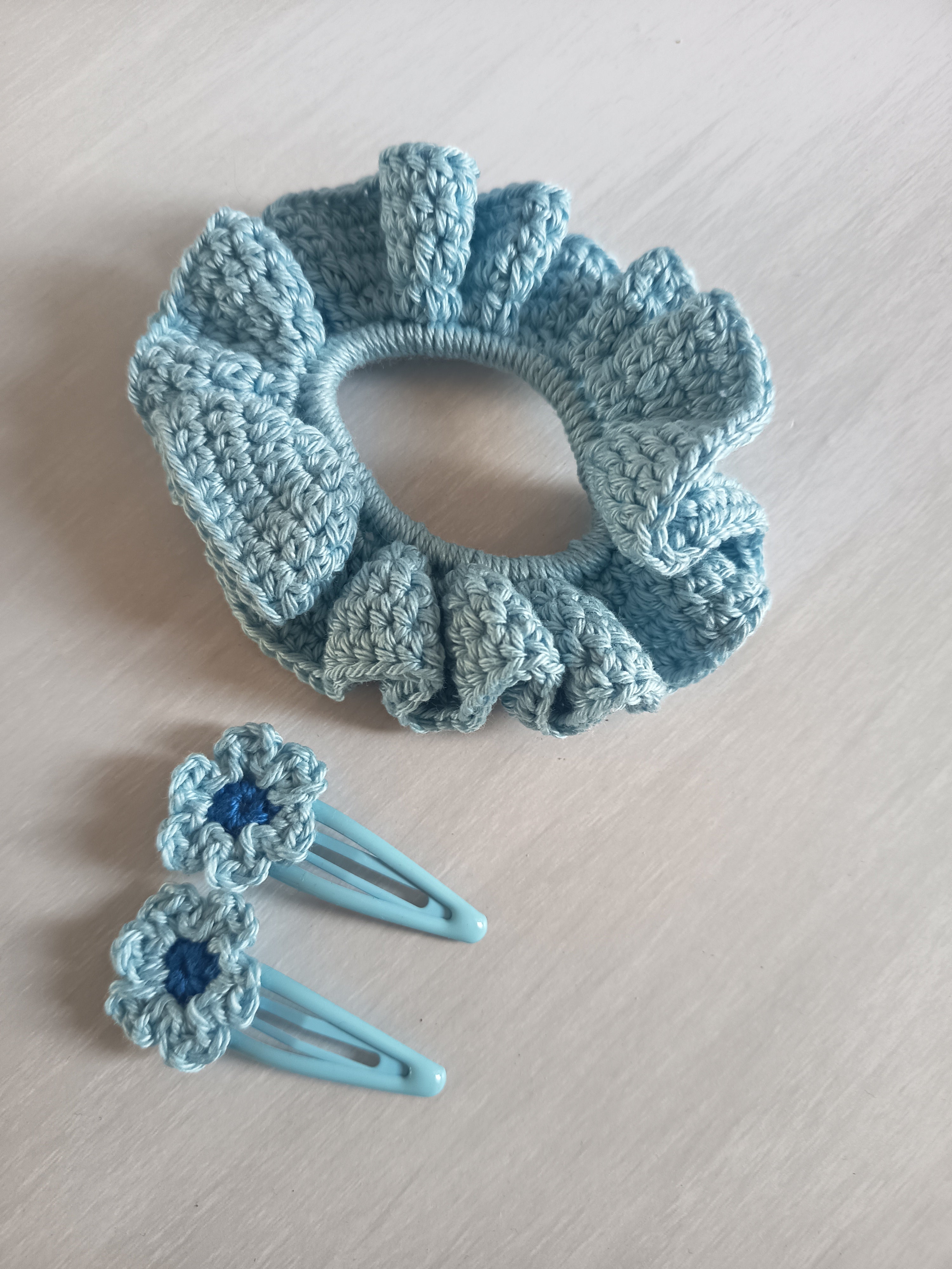 CHOUCHOU + BARRETTE