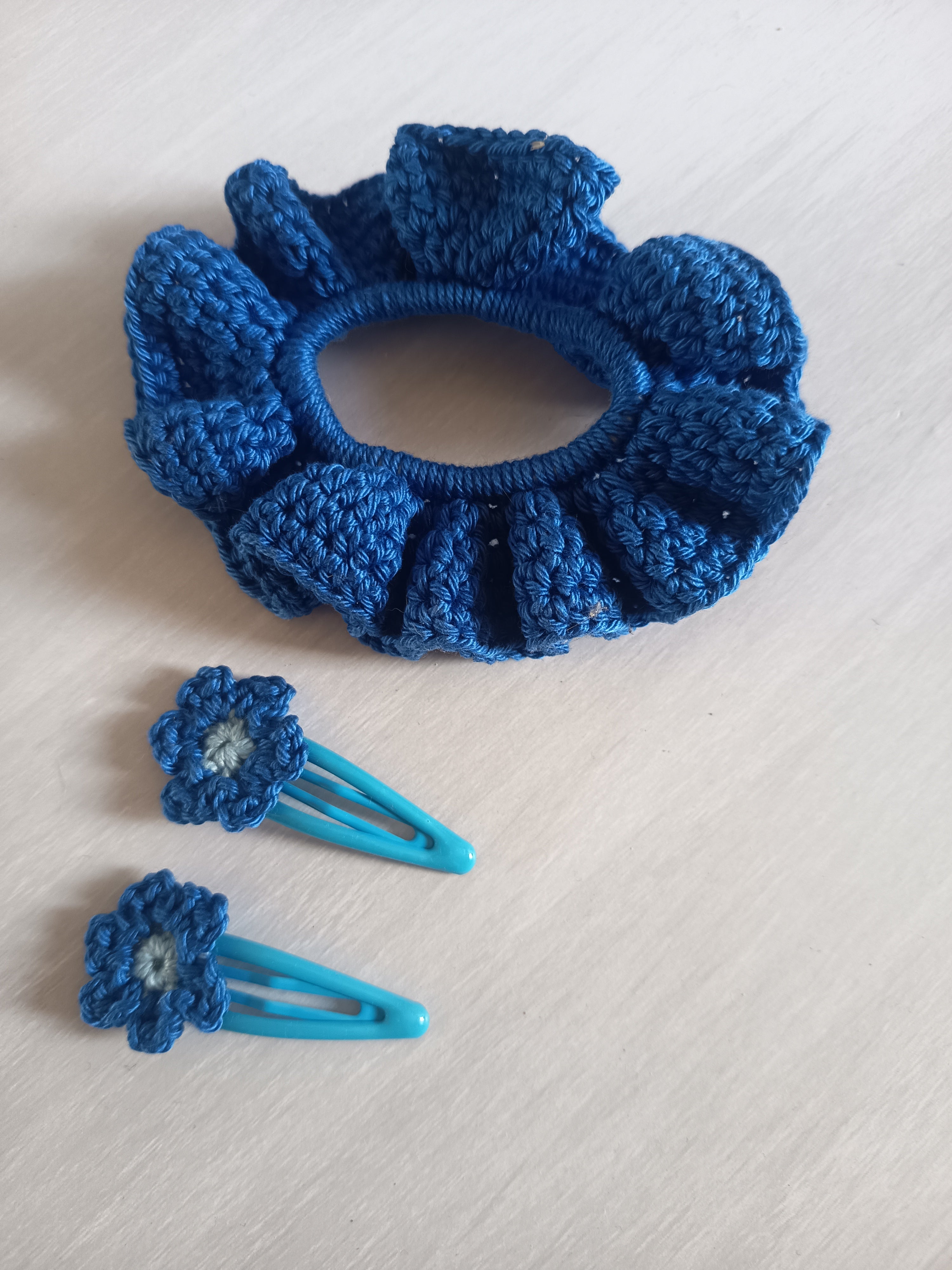 CHOUCHOU + BARRETTE